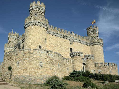 Manzanares El Real, Castillo