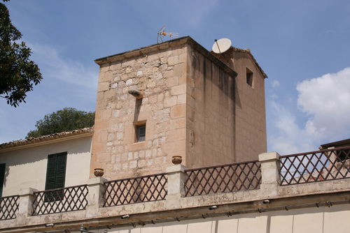 Torre De Ferraz O Mira