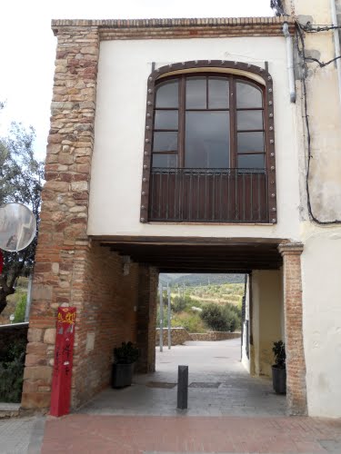 Olesa De Montserrat: Portal De Santa Oliva
