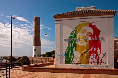 Centro De Arte (Antigua FÃ¡brica Del Vinagre) Y  Torre De Los Perdigones