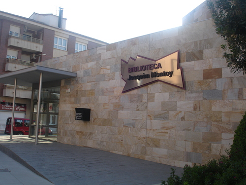 Biblioteca Joaquim Montoy