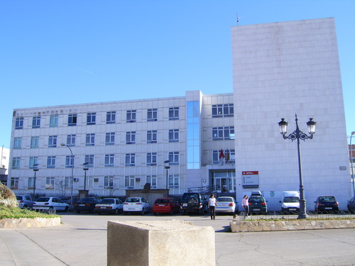 Ayuntamiento de Almaden imagen de fachada