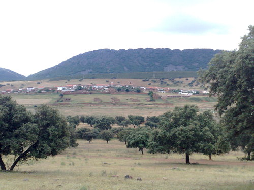 Almadenejos Y Su Cerco Metalúrgico