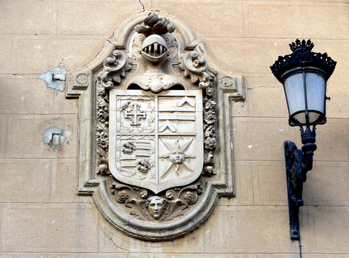 ANGUCIANA .Valle Del RÃo Tirón (La Rioja). Uno De Los Muchos Escudos Nobiliarios.