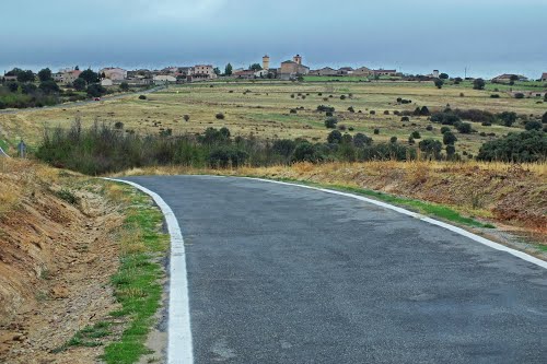 Vista General De Arahuetes. Segovia.