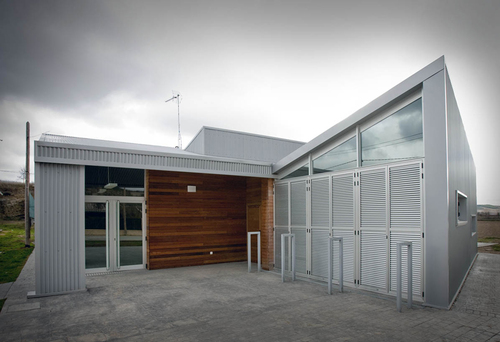 Ayuntamiento de Arminon imagen de fachada