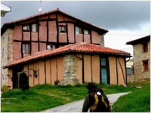 La Hutte - Atapuerca - Camino De Santiago