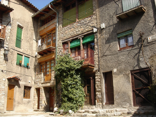 PlaÃ§a L´Especier BagÃ  (www.GuiaManresa.com)