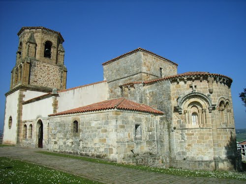 CANTABRIA , BAREYO, Iglesia De Santa Maria. S.XII