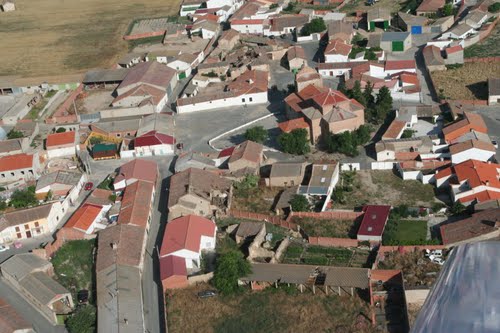 Vista Aérea De La Iglesia De Cabezas Del Pozo