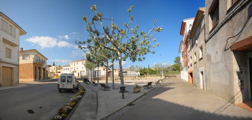 PLAZA DE LA CRUZ CAMPORRELLS (HUESCA)