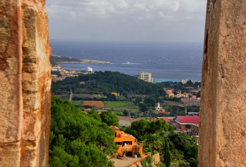 A Window To The Mediterranean Sea. Dedicada A Irina (♦iris♦)