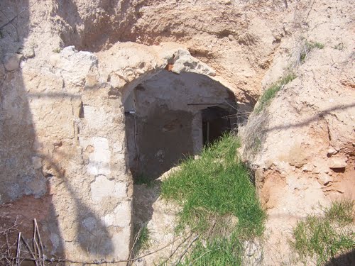 Casa Cueva Destruida (CarabaÃ±a)