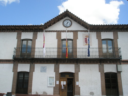 Ayuntamiento De Chozas De Canales
