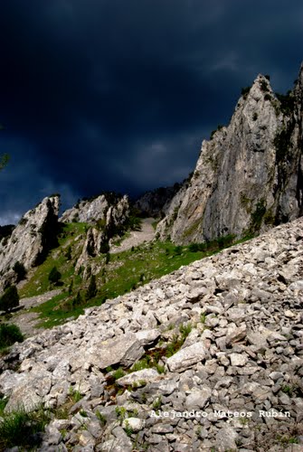 Ayuntamiento de Cremenes imagen de fachada