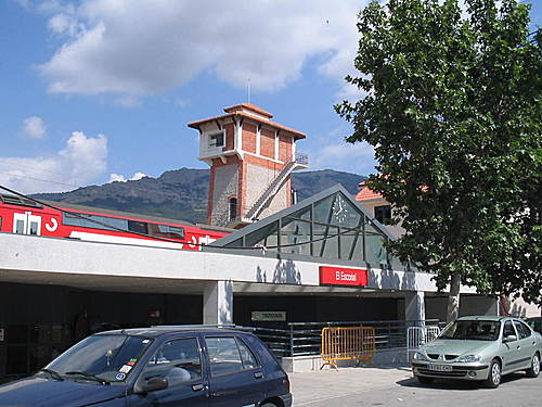 Ayuntamiento de El Escorial imagen de fachada