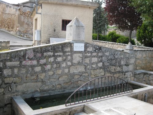 Fuente De Abajo