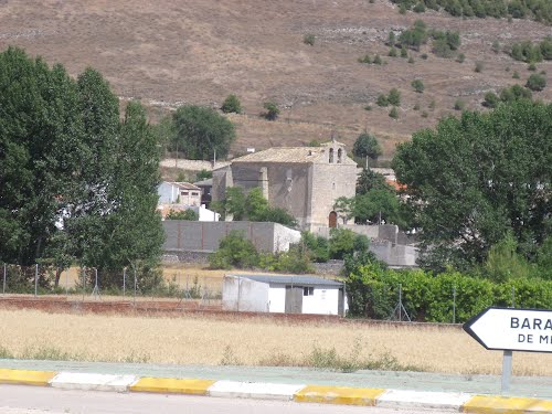 Parroquia De San Miguel Arcángel. Huelves. Cuenca