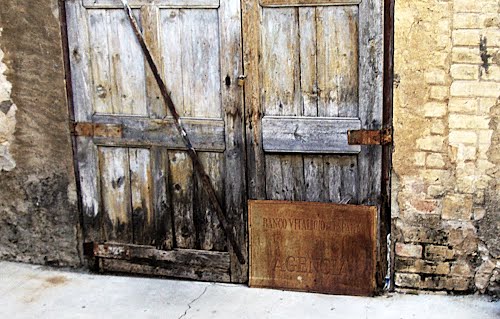 Estan A Casa...... Manel