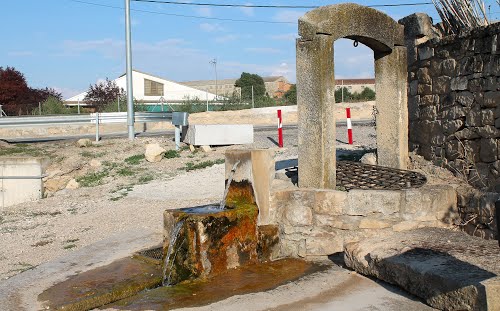 La Floresta: Pou Del Poble