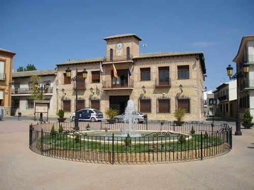 Ayuntamiento de Lillo imagen de fachada