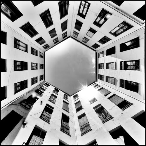 Patio Hexagonal. C/ Conde De Romanones NÂº 5, Madrid.