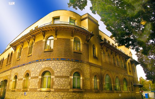 Edificio Antiguo Correo, Ahora Sede  Universidad De MÃ¡laga, Dedicada A Mi Amiga Lourdesa