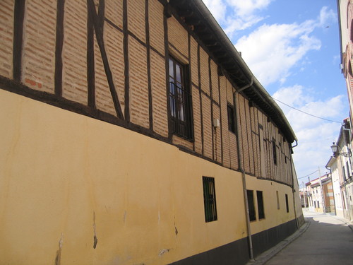 Ayuntamiento de Martin Munoz De Las Posadas imagen de fachada