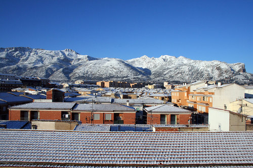 Vista De La Sierra De Mariola Nevada