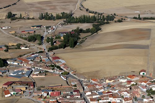 Ayuntamiento de Narros Del Castillo imagen de fachada