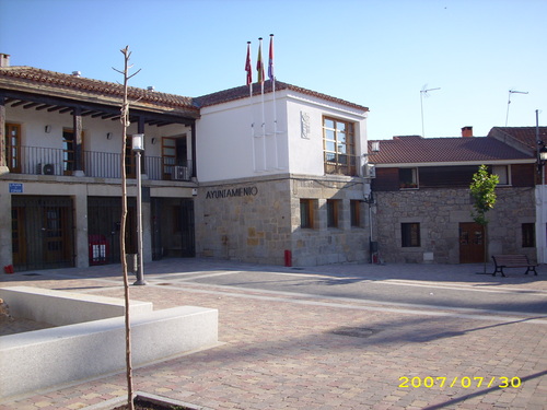 Ayuntamiento de Navalagamella imagen de fachada