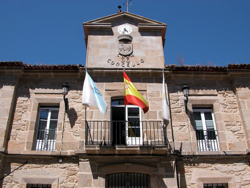 CAMINO DE SANTIAGO (2005). NEGREIRA (La Coruña). Concello (Ayuntamiento).
