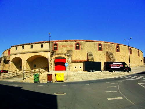 Plaza De Toros De Plasencia, Construida En 1882. Septiembre De 2011