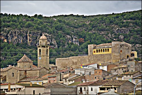 Castell Malignum Castrum D´Os (S.XII) I Esglèsia De Sant Miquel.