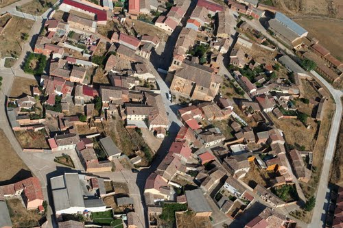 Foto Aérea De La Iglesia De Los Santos Juanes En Padilla De Abajo