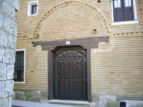 Ayuntamiento de Paredes De Nava imagen de fachada