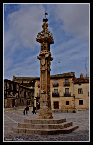 Rollo De Peñaranda De Duero