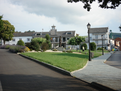 Ayuntamiento de Pol imagen de fachada