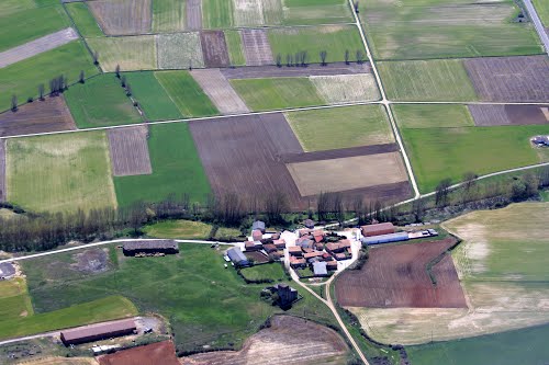 Vista Aérea De Báscones De Valdivia