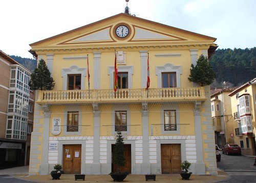 Ayuntamiento De Pradoluengo (29-12-2007)