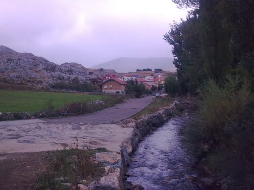 Llegando A Puebla De Lillo -- RegiÃ³n Leonesa