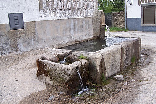 Fuente Con Pilon (Puerto Castilla)