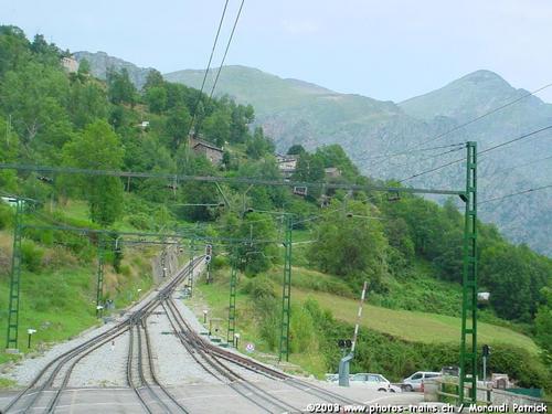 Train Touristique Chemin De Fer à Crémaillaires De Ribes De Frese