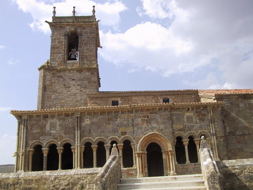 IGLESIA DE REBOLLEDO DE LA TORRE