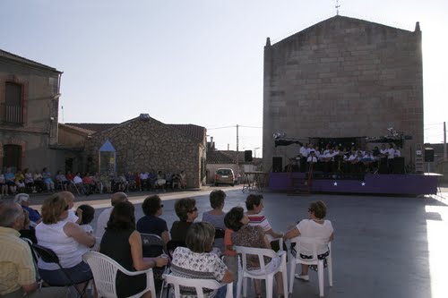 Actuación En La Plaza 1