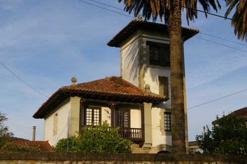 Casona En Hoz De Anero
