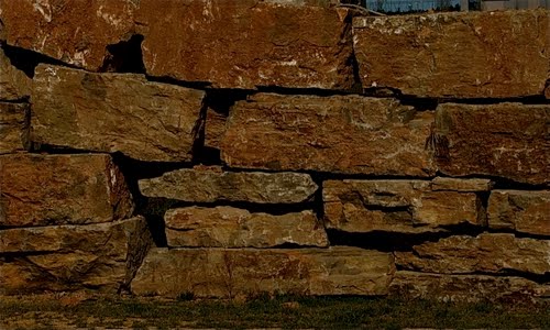 Piedras Que Hacen Un Muro .....