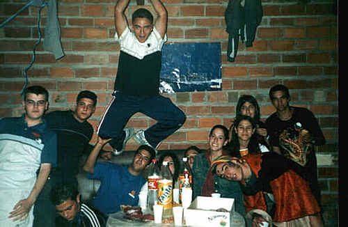 La Peña De Los Pequeños