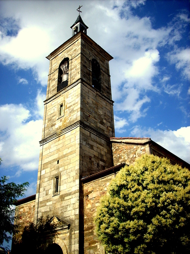 Iglesia De San Esteban De Nogales, León