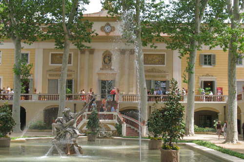 Ayuntamiento de Sant Feliu De Llobregat imagen de fachada